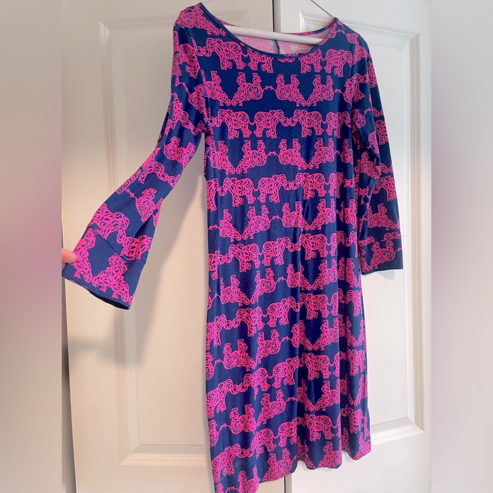 Lilly Pulitzer T-shirt dress. Adorable, Unique, perfect for any occasion. 🩷